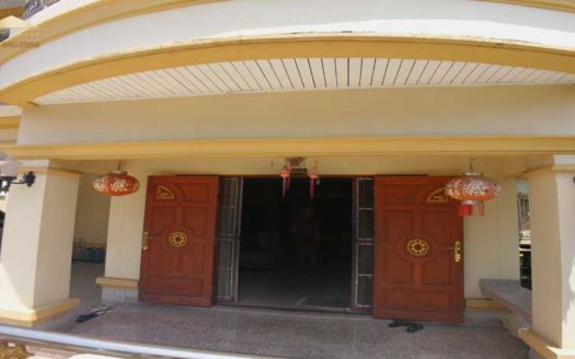 ขายบ้านเดี่ยว 2 ชั้น หมู่บ้านปิยวัฒน์ อ่างศิลา ชลบุรี หลังใหญ่ ตกแต่งตามหลักฮวงจุ้ย