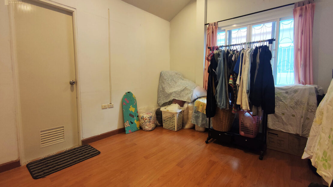 บ้านเดี่ยวชั้นเดียวพิงภูหนองซ้ำซาก