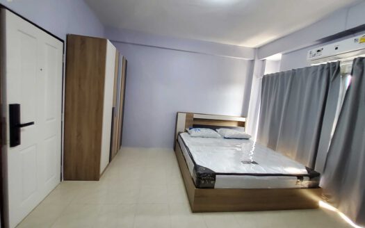 ขายอาคารพาณิชย์ 4 ชั้น หลังมุม ใกล้หาดบางแสน ชลบุรี