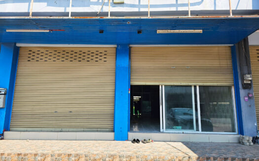 ให้เช่าสำนักงาน 2 คูหา ถนนข้าวหลามชลบุรี ตกแต่งพร้อมเปิดสำนักงาน