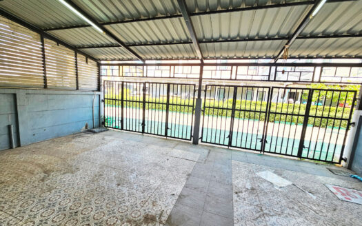 ให้เช่าสำนักงาน 2 คูหา ถนนข้าวหลามชลบุรี ตกแต่งพร้อมเปิดสำนักงาน