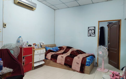 ขายบ้านพักพร้อมบ้านเช่า 7 หลัง ผู้เช่าเต็ม ศรีราชา ทำเลใกล้มอเตอร์เวย์ สร้างรายได้ทันที