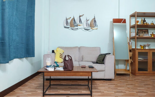 ขายบ้านพักพร้อมบ้านเช่า 7 หลัง ผู้เช่าเต็ม ศรีราชา ทำเลใกล้มอเตอร์เวย์ สร้างรายได้ทันที